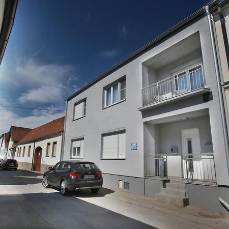 Zentrum 2 Moerbisch Mörbisch am See Eksteriør billede